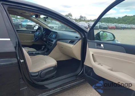 2015 Hyundai Sonata Se from USA, damaged, VIN 5NPE24AF9FH226284